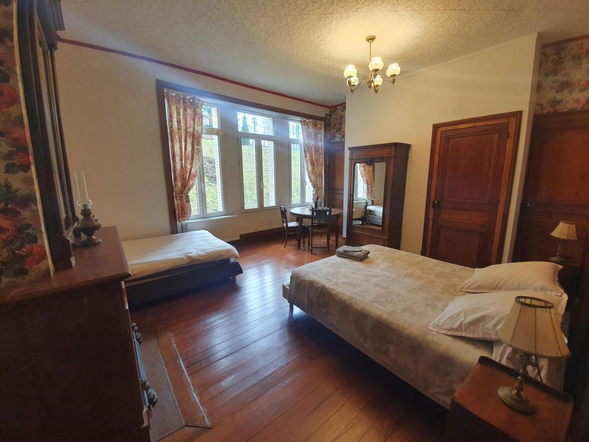 ชาโต เดอ บอนโว Bed & Breakfast Villeneuve-de-Marc ภายนอก รูปภาพ