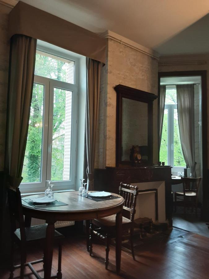 ชาโต เดอ บอนโว Bed & Breakfast Villeneuve-de-Marc ภายนอก รูปภาพ