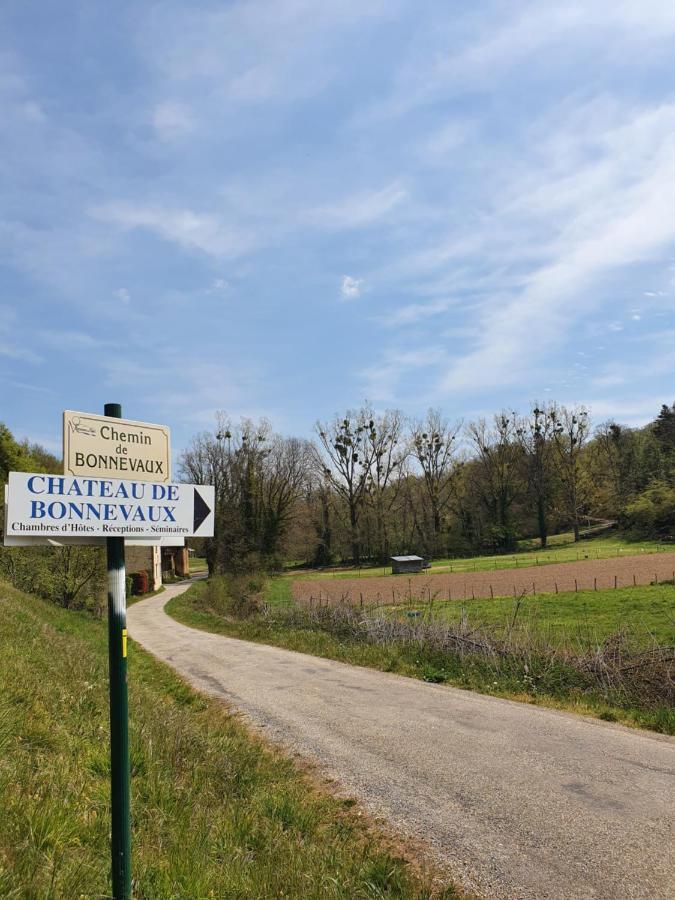 ชาโต เดอ บอนโว Bed & Breakfast Villeneuve-de-Marc ภายนอก รูปภาพ